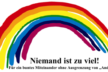 Man sieht einen gezeichneten bunten Regenborgen, darunter der Schriftzug 'Niemand ist zuviel!'