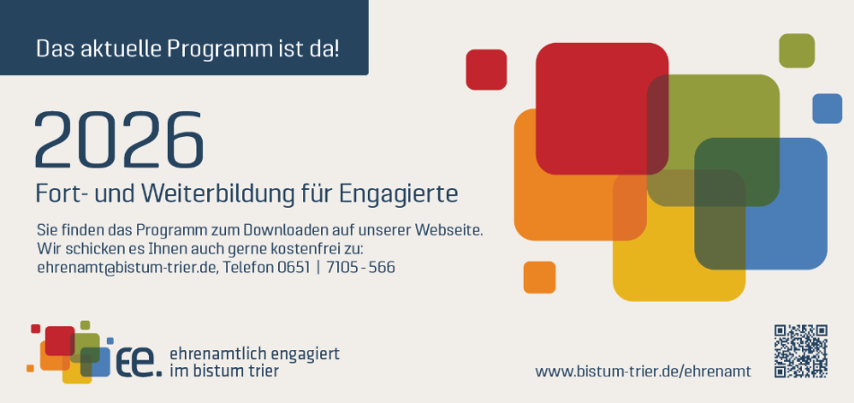 Man sieht die Anzeige der KEB Trier für die Fortbildungsangebote mit QR-Code für's Handy